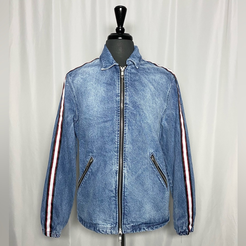 Forever21 Men Blue Denim Jacket with Red and White Stripes Size M